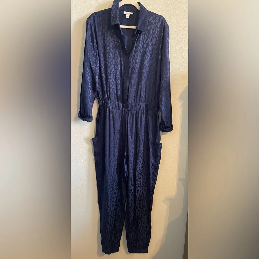 On  34th Animal Print Navy Blue Jumpsuit - Picture 4 of 8